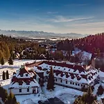 Resort Gorczanski Dwor Łopuszna
