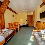 Resort Gorczanski Dwor Łopuszna