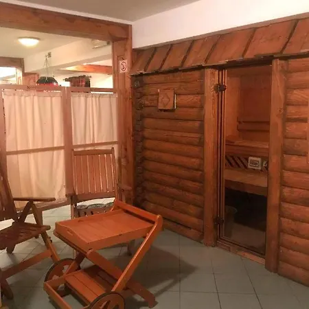 Gorczanski Dwor * Łopuszna