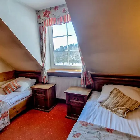 Gorczanski Dwor Ośrodek wypoczynkowy Łopuszna