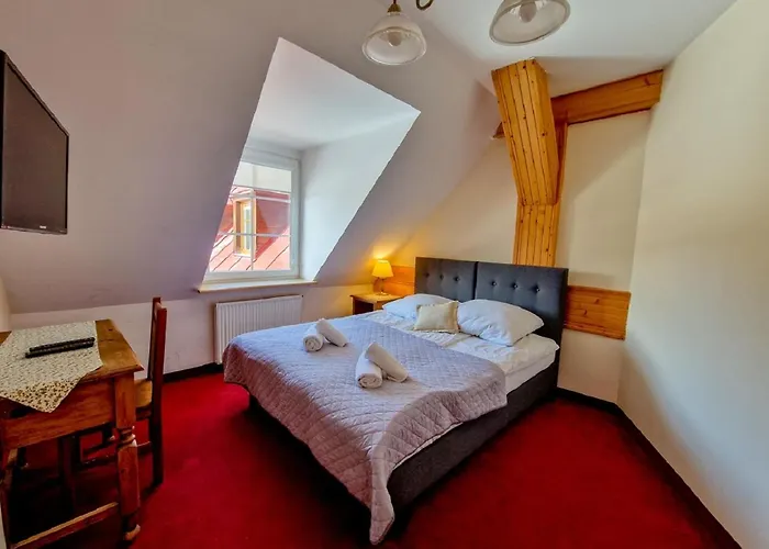 Gorczanski Dwor * וופוז'נה